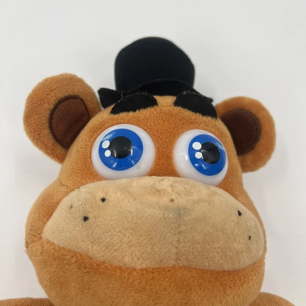 Five Nights at Freddy's Plush Toy Freddy Fazbear 2016 10